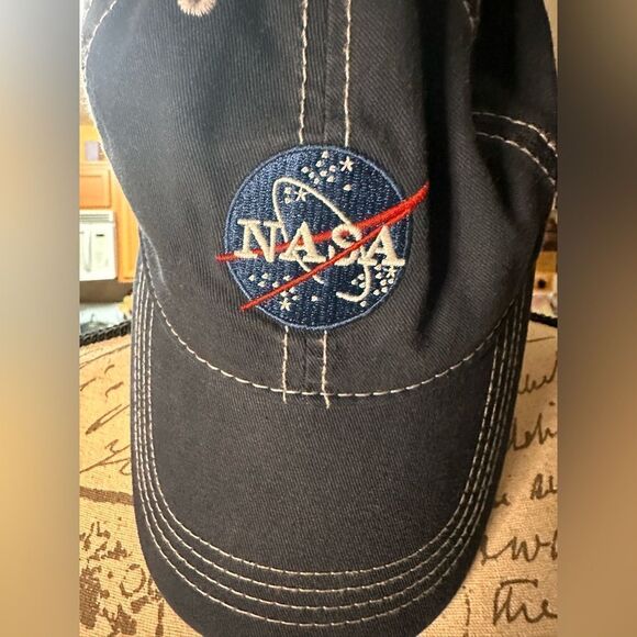NASA dark grey hat - Picture 3 of 4
